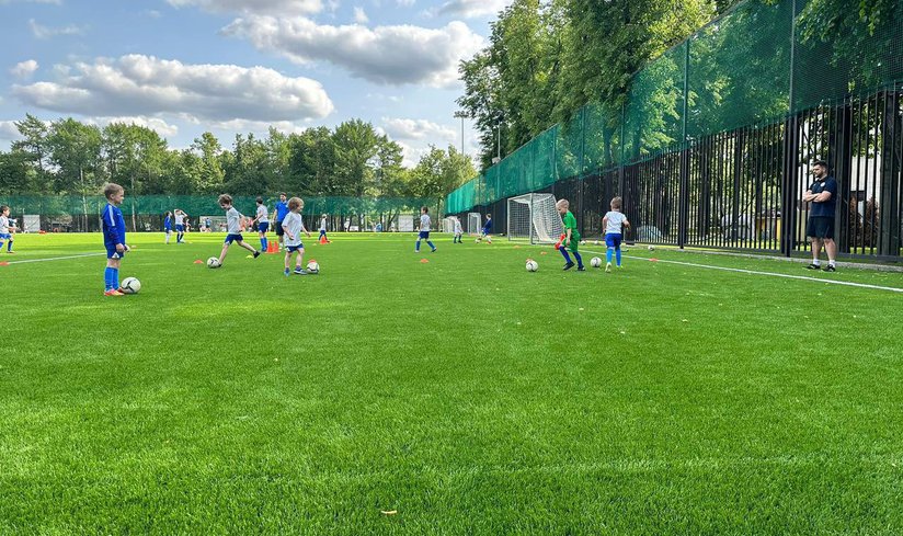 Футбол для детей в Москве на территории Лужников.jpg